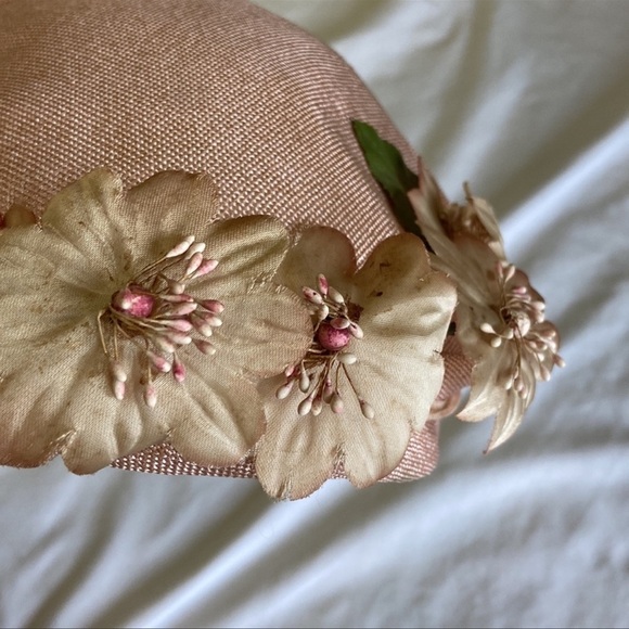 Vintage‎ Hat Pink and Cream Flowers Fascinator Church - Picture 10 of 15